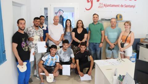 L’Ajuntament de Santanyí acull l’acte de lliurament de certificats dels cursos per a adults