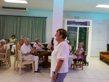 La residència de Santanyí acull la tradicional Festa de les Persones Majors amb un homenatge als 50 anys de casats