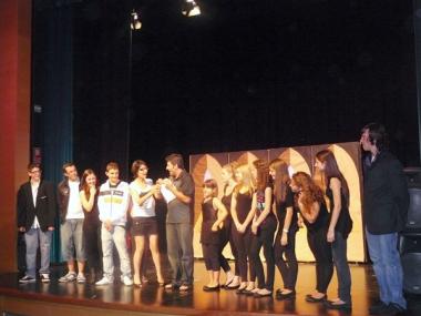 El Grup de Teatre Jove de Cala d’Or triomfa a Santanyí amb l’obra: “Un mal trago”