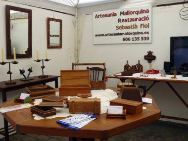 La Mostra d’Art i Artesania SantanyíArt 2012 se celebra amb gran èxit de públic i participació d’estands