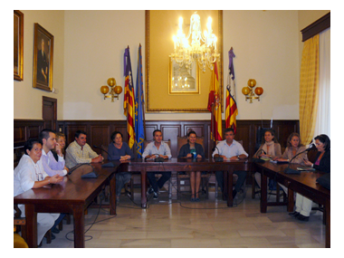 La presidenta del Consell, Maria Salom, alaba la gestió econòmica del batle de Santanyí, Miquel Vidal