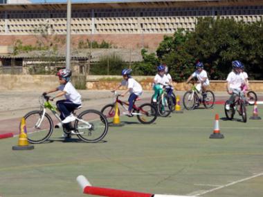 La novena edició de les Jornades de Jocs per a Escolars reuneix 770 alumnes d’Educació Primària i 135 de mestres a Santanyí
