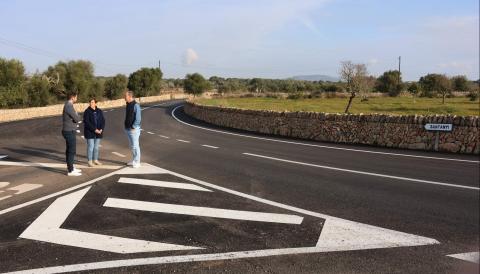 ACABADES OBRES ASFALTATGE CARRETERA CALA LLOMBARDS