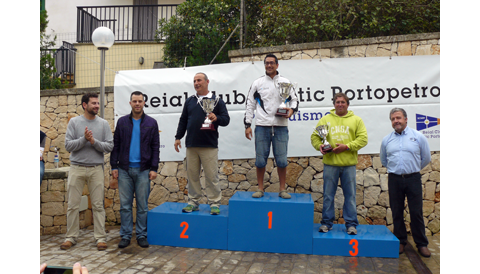 Portopetro és escenari de la segona competició del Campionat d’Espanya de Kayak de Mar